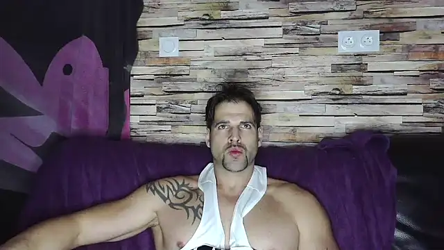 XxBigboybandxX online show from 9, 1, 2025