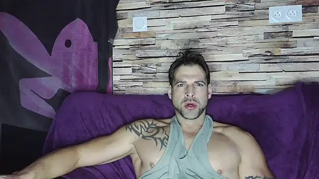 XxBigboybandxX online show from 8, 12, 2024