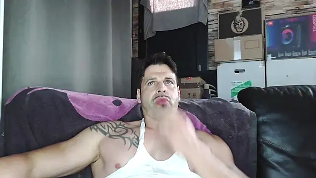 XxBigboybandxX online show from 4, 4, 2026