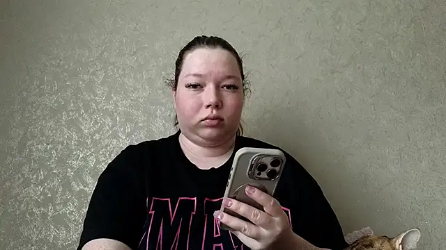 Snapshot of Blush_Lolaa chatting on 2, 6, 2026 Blush Lolaa online show from 2, 6, 2026