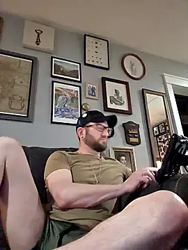 Snapshot of Icebearsticlese chatting on 9, 5, 2026 Icebearsticlese online show from 9, 5, 2026