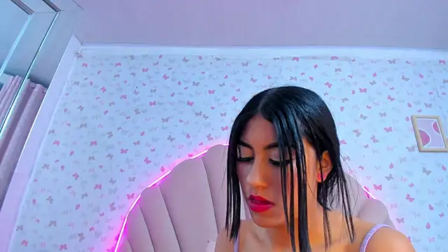 ashlyleee  online show from 10, 12, 2024