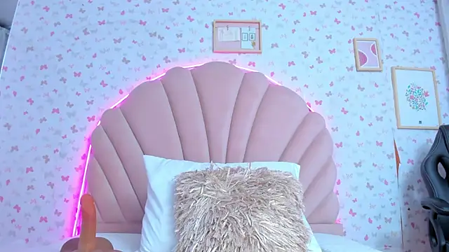 ashlyleee  online show from 24, 12, 2024