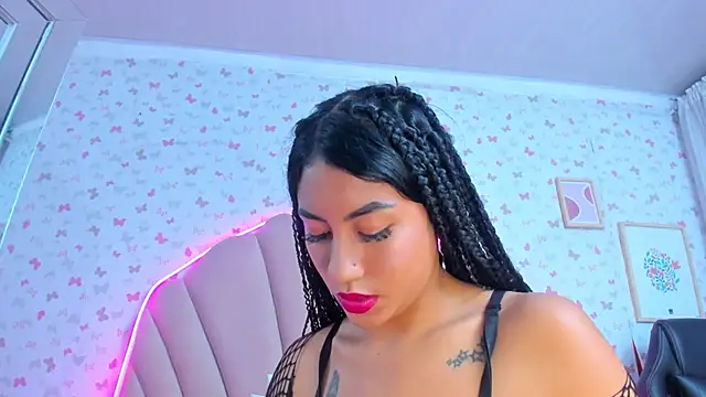 ashlyleee  online show from 8, 1, 2025