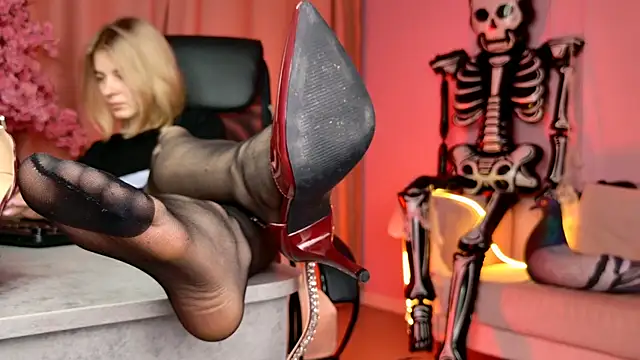 TinaDavil online show from 21, 10, 2025