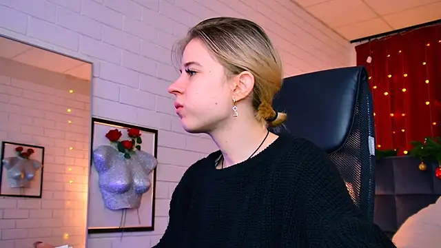 TinaDavil online show from 7, 1, 2026