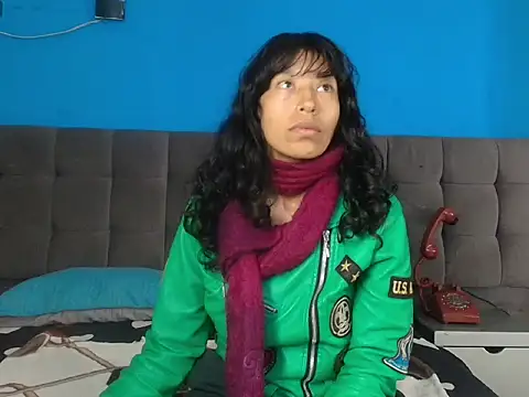 karolinee 66  online show from 19, 3, 2026