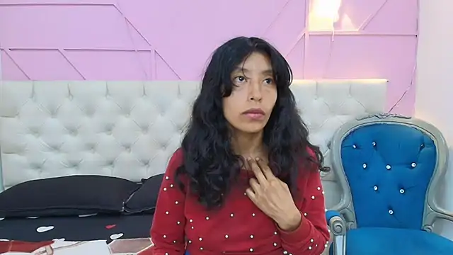 karolinee 66  online show from 24, 5, 2026