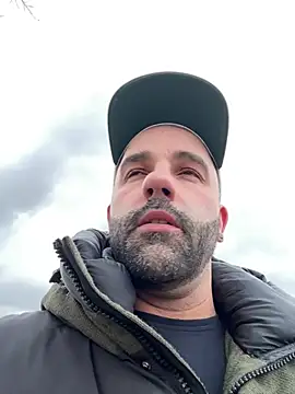 Snapshot of Loveboy_1987 chatting on 15, 3, 2026 Loveboy 1987 online show from 15, 3, 2026