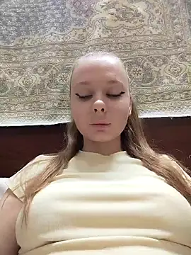 Snapshot of Ekaterina27 chatting on 6, 7, 2026 Ekaterina27 online show from 6, 7, 2026