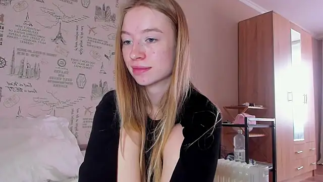 minidivaa  online show from 17, 10, 2025