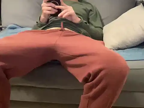 4small4inchlol online show from 5, 1, 2026