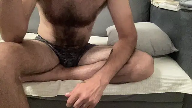 4small4inchlol online show from 16, 7, 2026