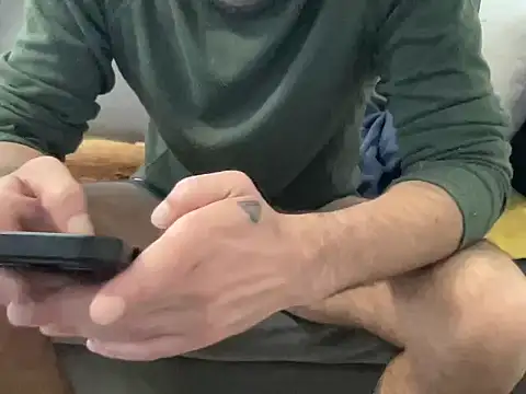 4small4inchlol online show from 28, 3, 2026