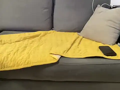 4small4inchlol online show from 30, 10, 2025