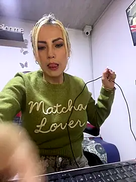 alicev kitty online show from 30, 10, 2025