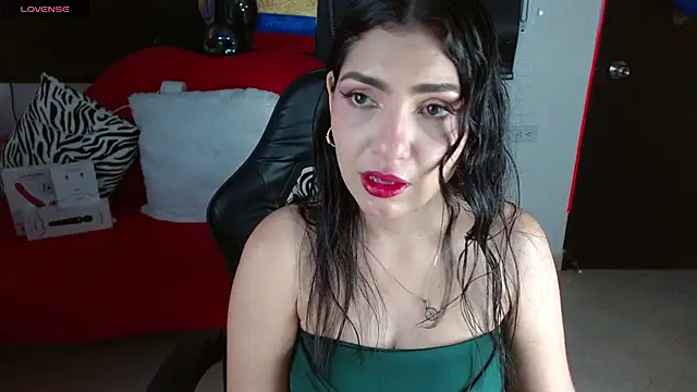 Snapshot of Carolaine69_ chatting on 25, 6, 2026 Carolaine69 online show from 25, 6, 2026