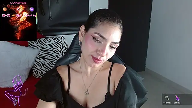 Carolaine69  online show from 5, 6, 2026