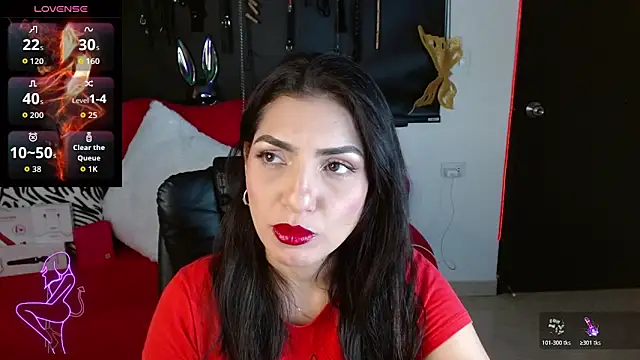 Carolaine69  online show from 5, 2, 2026