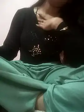 Snapshot of Sucking_baby chatting on 13, 10, 2025 Sucking baby online show from 13, 10, 2025