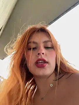 Snapshot of Isa_smeraldy chatting on 22, 9, 2025 Isa smeraldy online show from 22, 9, 2025