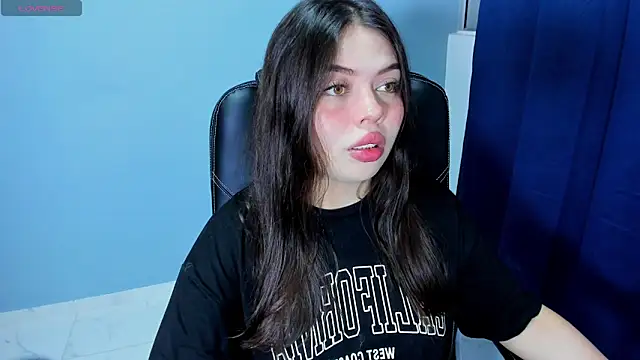 Snapshot of Sexy_paradise18_ chatting on 17, 5, 2026 Sexy paradise18 online show from 17, 5, 2026