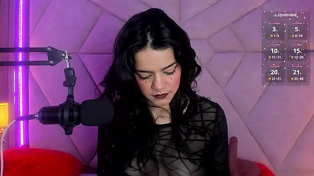 Snapshot of ValerieKay_ chatting on 26, 9, 2025 ValerieKay online show from 26, 9, 2025