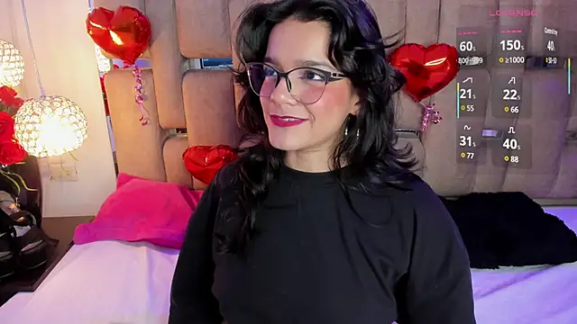 Snapshot of ValerieKay_ chatting on 7, 2, 2025 ValerieKay online show from 7, 2, 2025