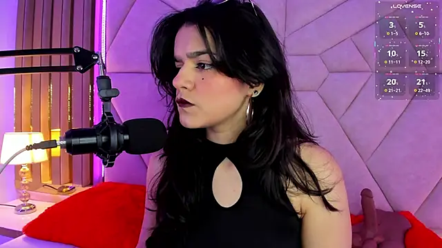 Snapshot of ValerieKay_ chatting on 13, 9, 2025 ValerieKay online show from 13, 9, 2025