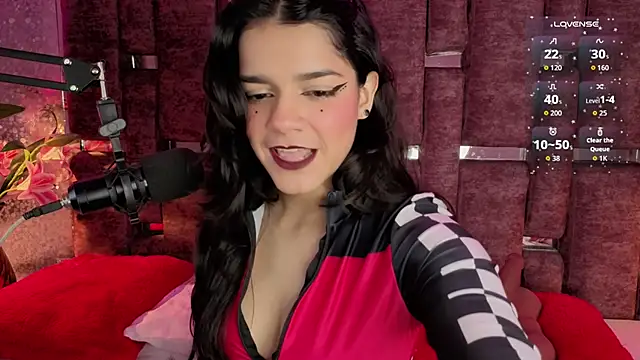 Snapshot of ValerieKay_ chatting on 23, 9, 2025 ValerieKay online show from 23, 9, 2025