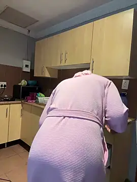 Snapshot of Callmemadam chatting on 23, 3, 2026 Callmemadam online show from 23, 3, 2026