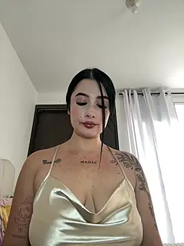 Libia James online show from 25, 5, 2026