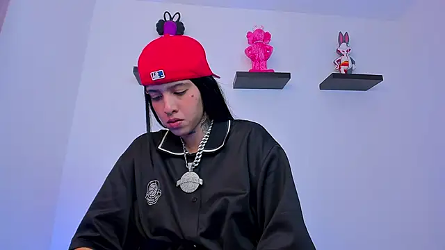 Snapshot of Gangster_Girl chatting on 5, 2, 2025 Gangster Girl online show from 5, 2, 2025