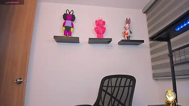 Gangster Girl online show from 3, 3, 2026