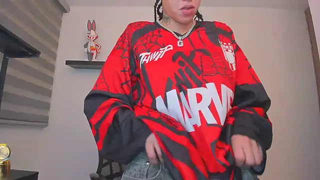 Gangster Girl online show from 16, 7, 2026