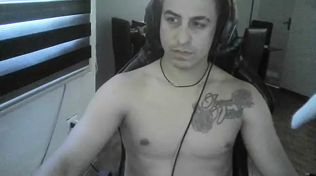 Snapshot of Ghostman89 chatting on 20, 12, 2024 Ghostman89 online show from 20, 12, 2024