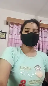 Snapshot of Amisha-2 chatting on 24, 6, 2026 Amisha-2 online show from 24, 6, 2026