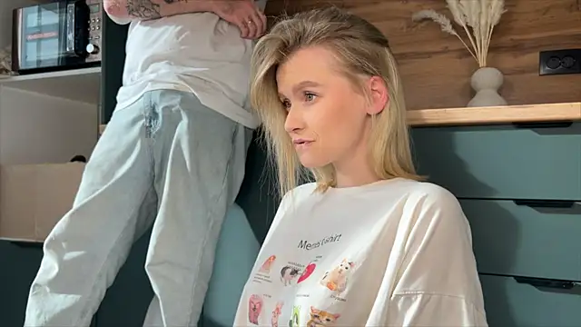 Adelovenick online show from 19, 3, 2026