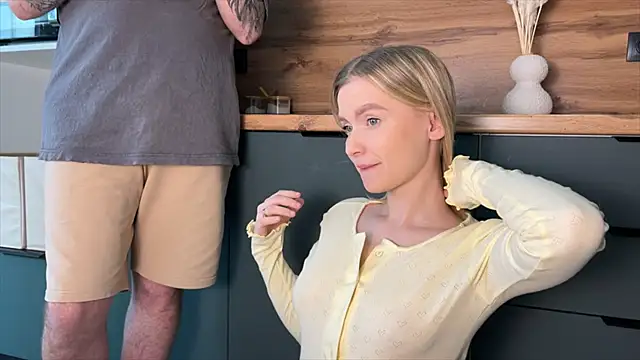 Adelovenick online show from 7, 2, 2026