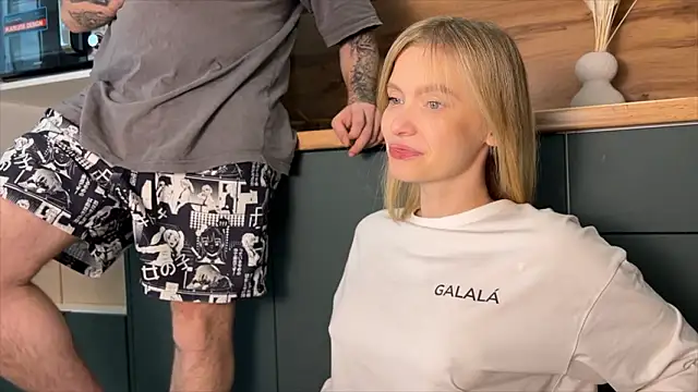 Adelovenick online show from 19, 2, 2026