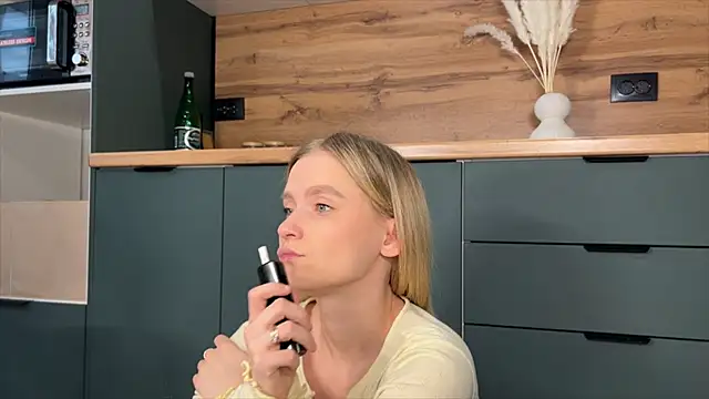 Adelovenick online show from 21, 3, 2026