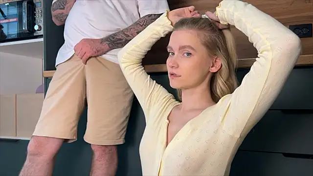 Adelovenick online show from 4, 3, 2026