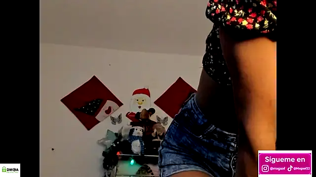 meganthompsonn22 online show from 3, 12, 2025