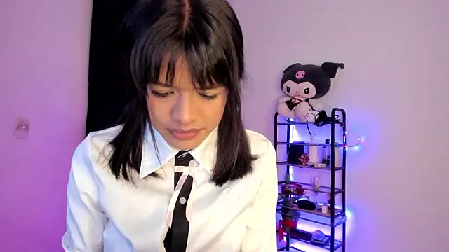 meganthompsonn22 online show from 12, 2, 2026