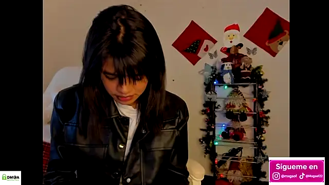 meganthompsonn22 online show from 27, 11, 2025