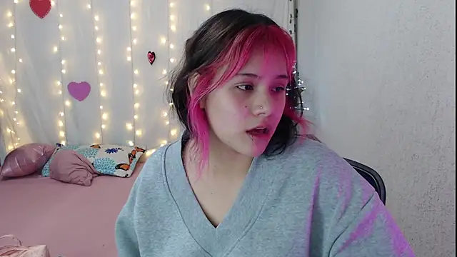 mixie cute online show from 23, 2, 2025