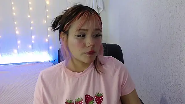 mixie cute online show from 1, 12, 2024