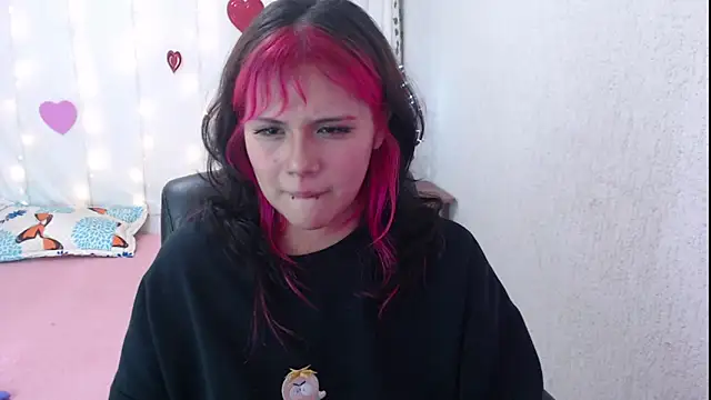 mixie cute online show from 18, 2, 2025