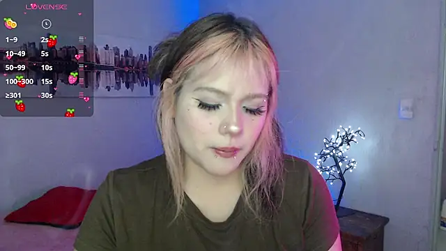 mixie cute online show from 3, 12, 2024