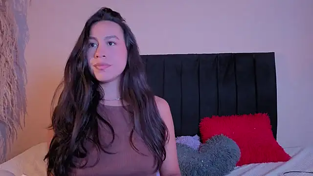 EmiGomez  online show from 15, 1, 2026